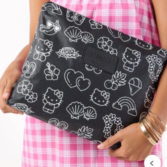 Aloha Collection Hello Kitty MAX Pouch ALOHA Icons NWT - Picture 1 of 5